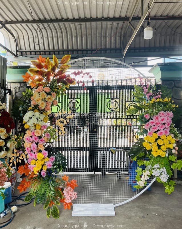 Bán cổng hoa tại TPHCM