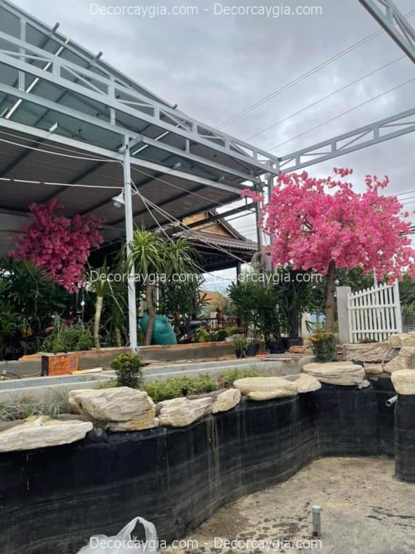 Cây cổ thụ giả đẹp như thật