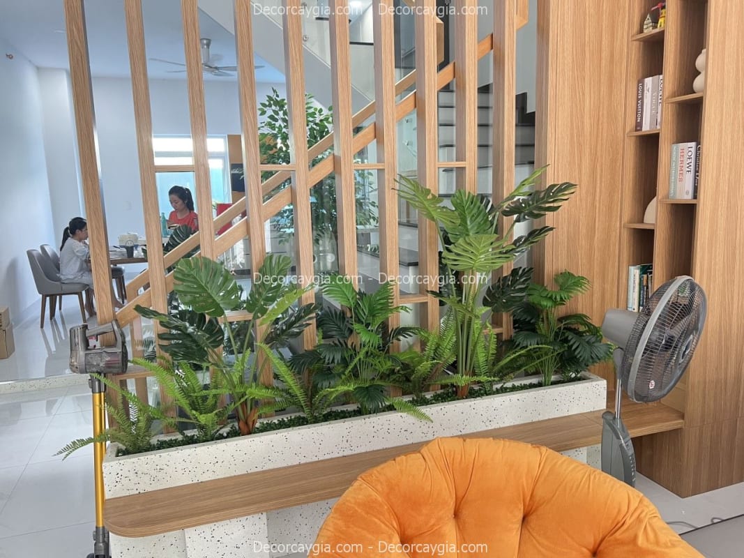 Cây giả trang trí nội thất