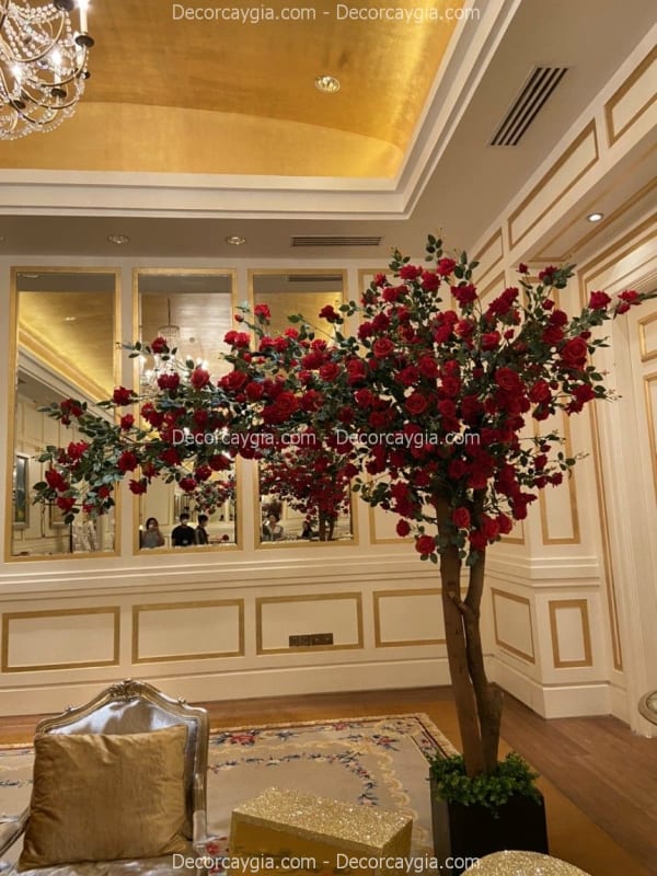 Cây hoa hồng giả