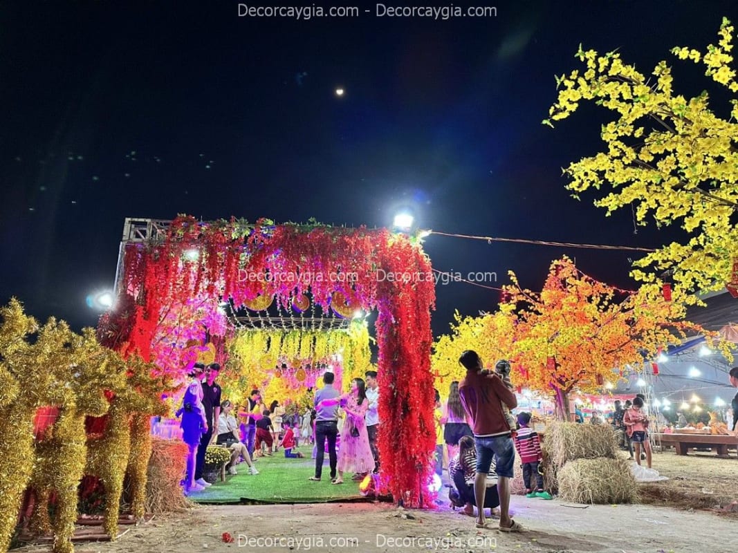Thuê cây hoa mai vàng giả