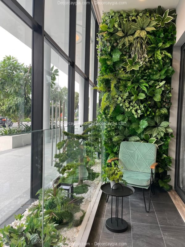 Tường cây giả tại Hoài Đức